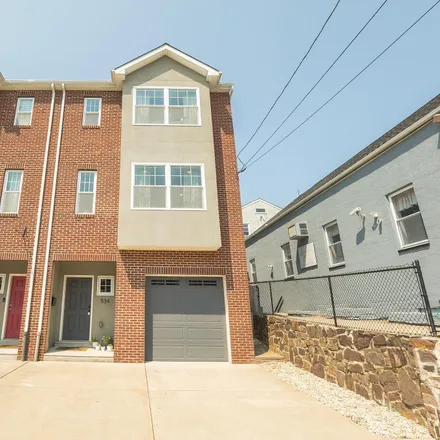 Rent this 3 bed townhouse on Old US Post Office Building in Green Lane, Philadelphia