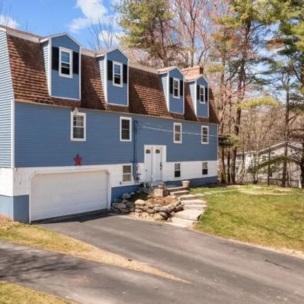 Buy this 7 bed house on 11 Blunt Drive in Derry, NH 03038