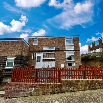 Buy this 3 bed duplex on unnamed road in Yeovil, BA21 3JH