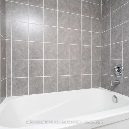 Image 1 - 9 Clintwood Gate, Toronto, ON M1R 5G7, Canada - Apartment for rent