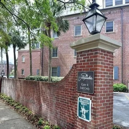 Rent this 1 bed condo on The Alexandria in Lebaron Avenue, Jacksonville