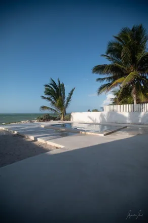 Buy this studio house on Calle 23 in 97330 Chicxulub Puerto, YUC