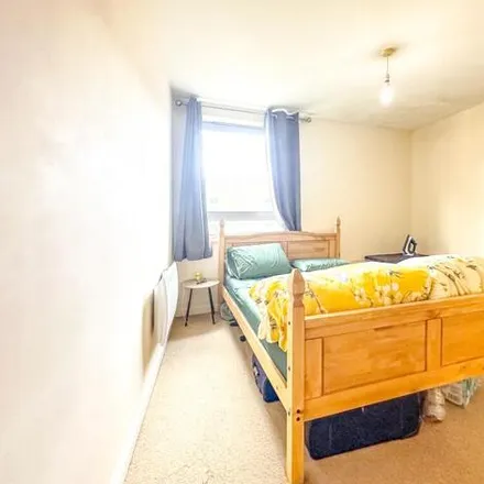 Image 9 - Ashleigh Court, Beechen Grove, Watford, WD17 2AD, United Kingdom - Apartment for sale