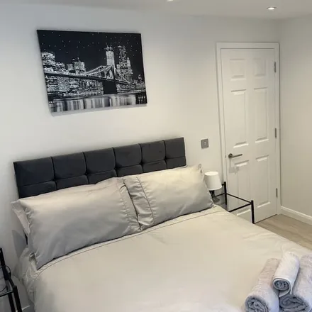 Rent this 2 bed house on London in SE9 5LT, United Kingdom