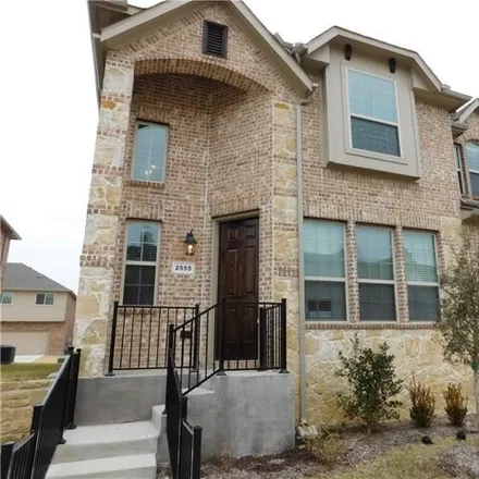 Image 2 - 2567 Adam Lane, Lewisville, TX 75056, USA - Townhouse for rent