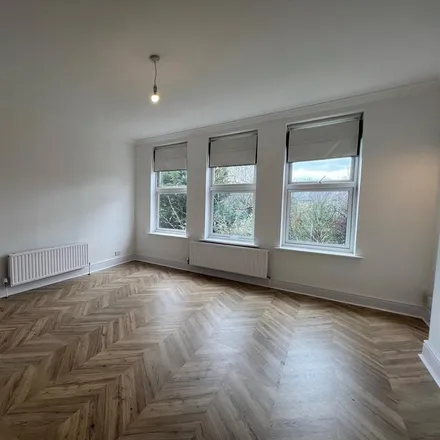 Rent this 2 bed apartment on Manor Road in London, BR3 5LE
