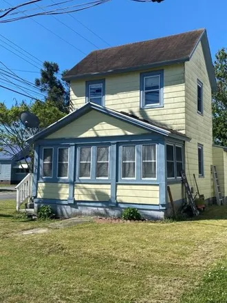 Buy this 2 bed house on 7558 Beebe Rd in Chincoteague, Virginia