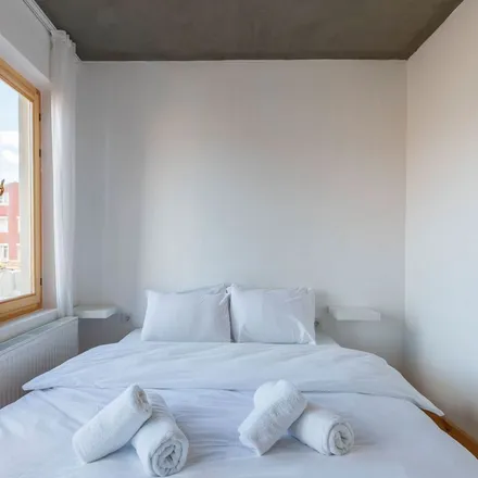 Rent this 1 bed apartment on Cumbalı Kahve in Düriye Sokağı 12, 34087 Fatih