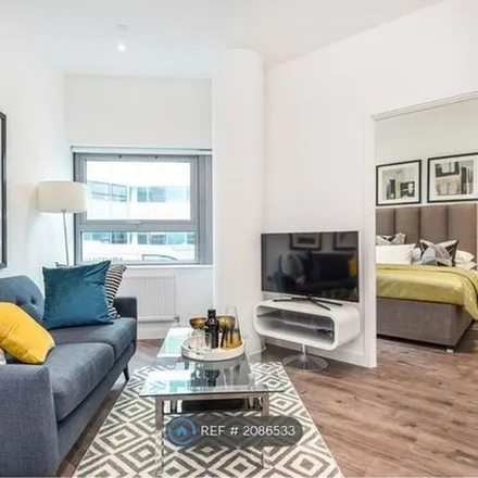Rent this 1 bed apartment on West Croydon Bus Station in Station Road, London