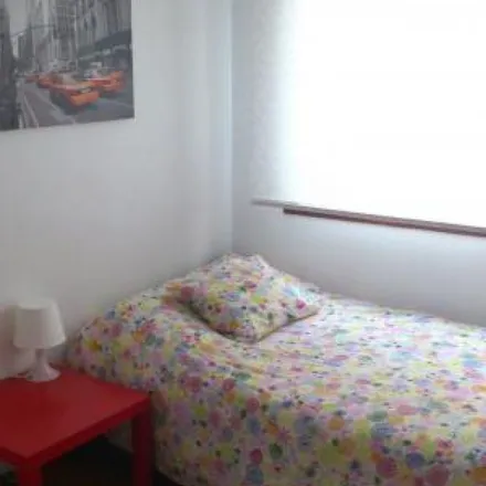 Rent this 1 bed apartment on Rúa Pizarro in 67, 36204 Vigo