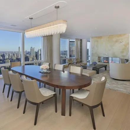 Image 4 - 25 COLUMBUS CIRCLE 72B in New York - Apartment for sale