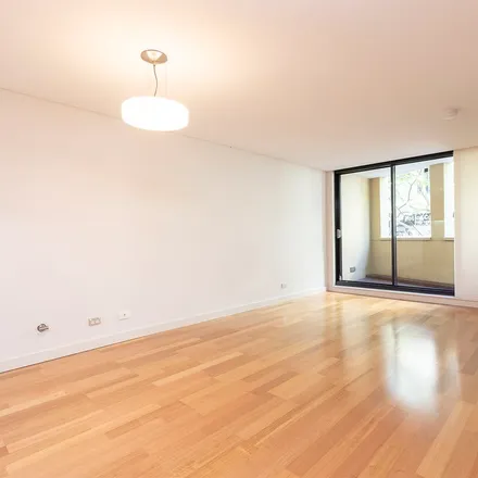 Image 6 - ResMed, 27 Cooper Street, Surry Hills NSW 2010, Australia - Apartment for rent