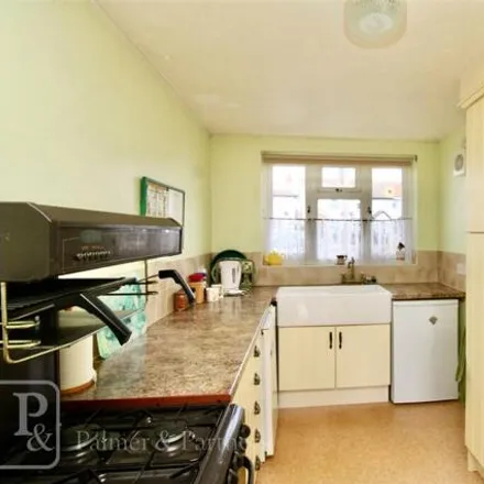 Image 7 - 61 St Johns Road, Tendring, CO15 4BT, United Kingdom - House for sale