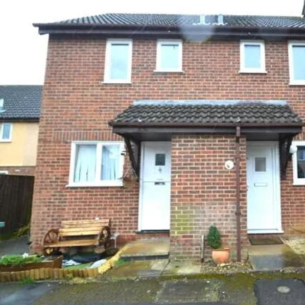 Buy this 1 bed townhouse on Longlands Walk in Winslow, MK18 3QB