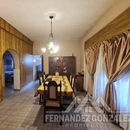 Buy this 2 bed house on Villa Barceló 202 in Partido de Lomas de Zamora, 1828 Banfield