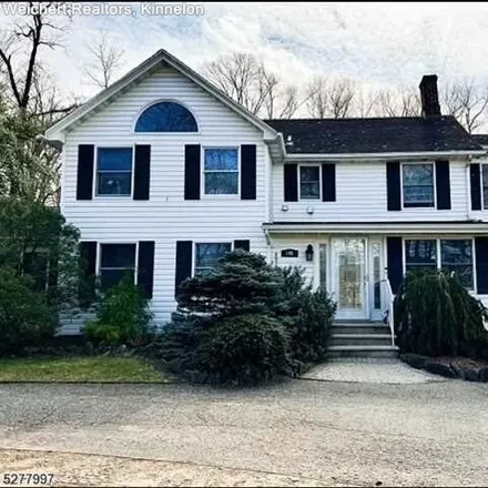 Image 1 - 98 West Greenbrook Road, Fairfield, Essex County, NJ 07004, USA - House for sale