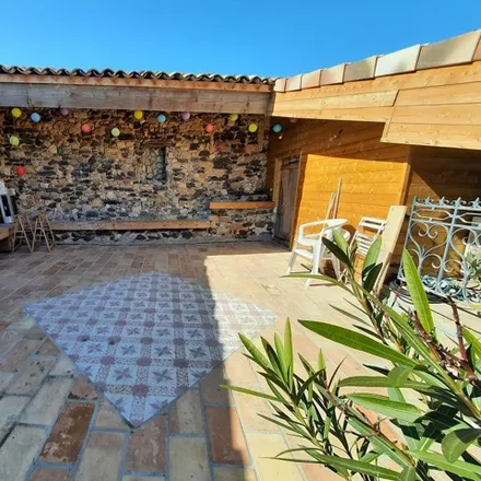 Buy this 5 bed house on Pézenas in Hérault, France
