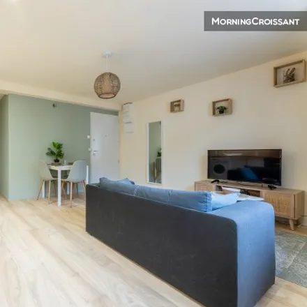 Image 4 - Douai, HDF, FR - Apartment for rent
