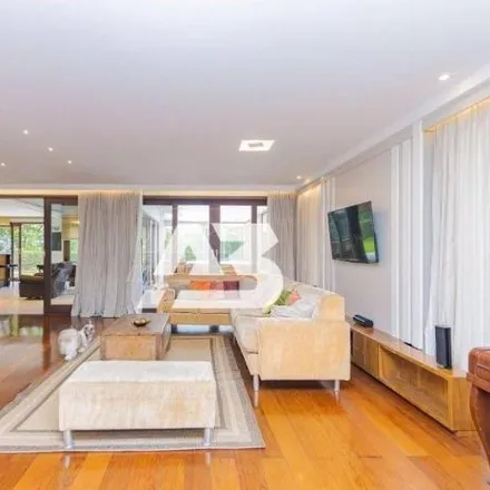 Buy this 4 bed house on Condomínio Alphaville Graciosa Residencial Parati in Alphaville Graciosa, Pinhais - PR