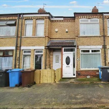 Buy this 2 bed townhouse on Devon Street in Hull, HU4 6PL