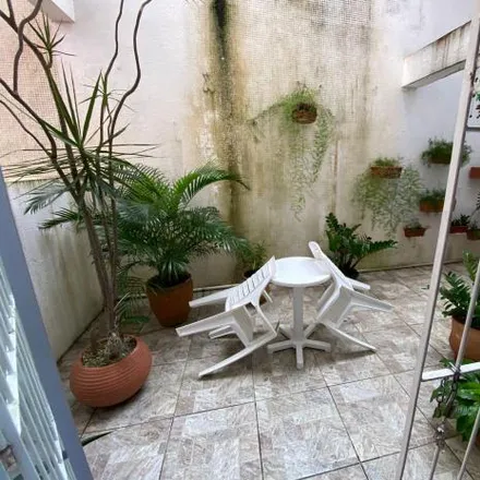 Buy this 3 bed apartment on Gastroclinica da Bahia in Rua Rockfeller, Lapa