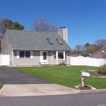 Buy this 4 bed house on 19 Samuels Lane in Brookhaven, Selden