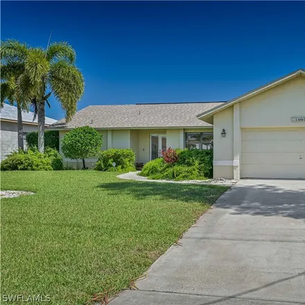 Image 1 - 1907 Southeast 10th Street, Cape Coral, FL 33990, USA - House for sale