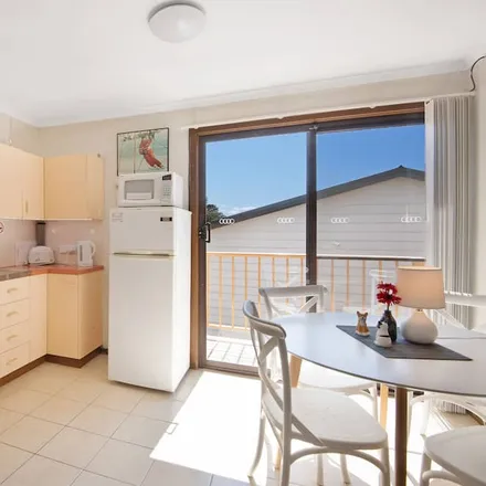 Rent this 3 bed townhouse on Jindabyne NSW 2627