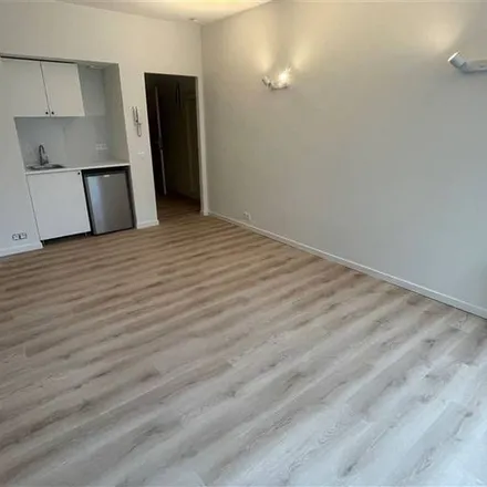 Rent this 1 bed apartment on Rue Blanche - Blanchestraat 38 in Saint-Gilles - Sint-Gillis, Belgium