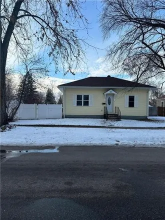 Buy this 4 bed house on 434 6th Street West in Thief River Falls, MN 56701