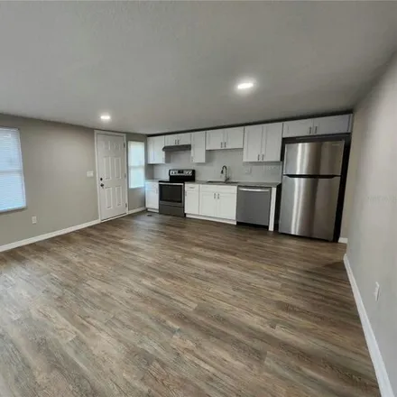 Image 2 - 1135 Kingston Avenue, Orange County, FL 32807, USA - Apartment for rent