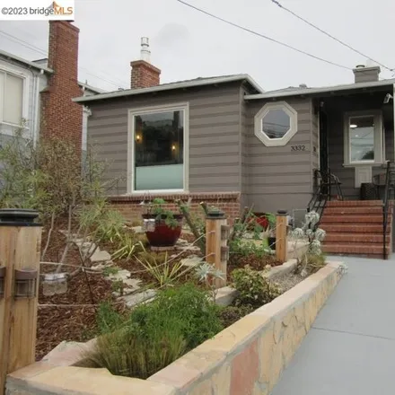 Buy this 3 bed house on 3332 82nd Avenue in Oakland, CA 94613