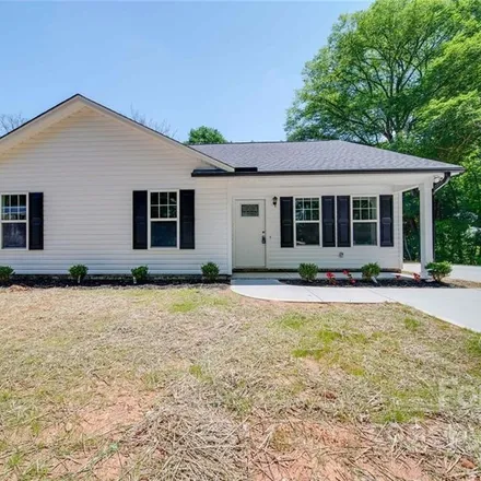 Buy this 4 bed house on 1703 Azalea Avenue in Shady Brook, Kannapolis