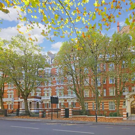 Rent this 3 bed apartment on 3;4;5 Blomfield Road in London, W9 1AE