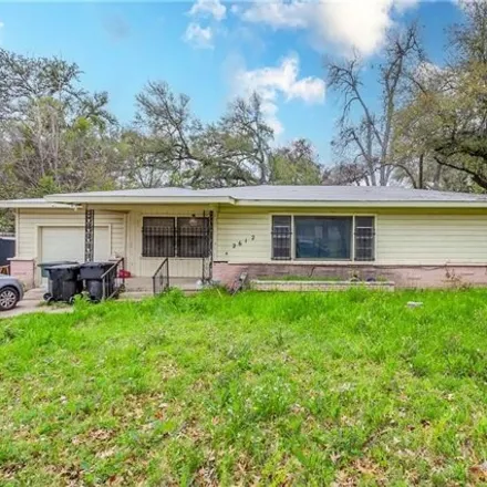 Buy this 3 bed house on 2656 West Avenue P in Temple, TX 76504