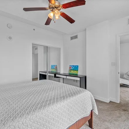 Image 9 - 661 Northeast 4th Avenue, Boynton Beach, FL 33435, USA - Apartment for rent
