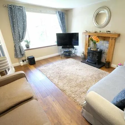 Image 4 - 6 Bullfinch Close, West Totton, SO40 8UW, United Kingdom - House for sale
