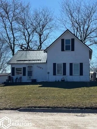 Buy this 3 bed house on 22030 207th Avenue in Centerville, IA 52544