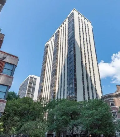 Rent this 2 bed condo on Bellevue Place in 100 East Bellevue Place, Chicago