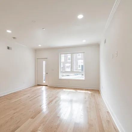 Image 5 - 4651 Silverwood Street, Philadelphia, PA 19128, USA - Townhouse for sale