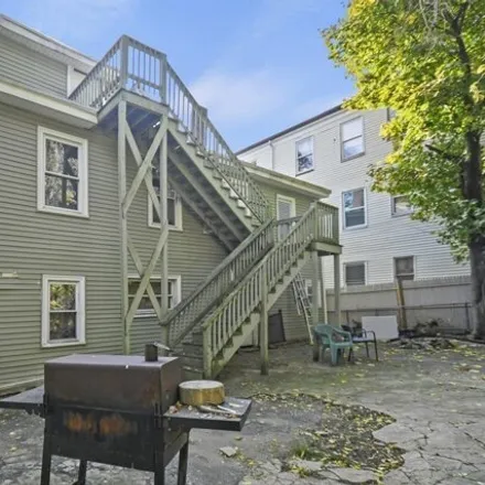 Image 2 - 35 Humphreys Street, Boston, MA 02125, USA - House for sale