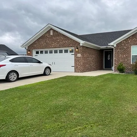 Buy this 3 bed house on Boulder Court in Berea, KY