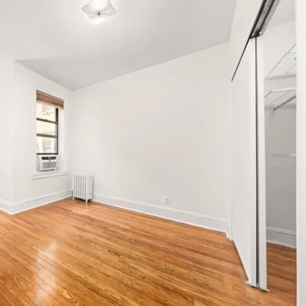 Image 5 - 24 Bennett Avenue, New York, NY 10033, USA - Apartment for sale
