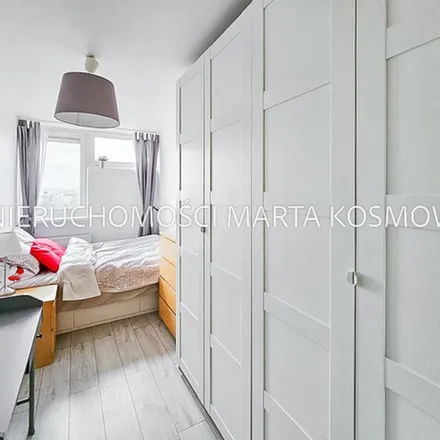 Image 4 - XVII Liceum Ogólnokształcące im. Andrzeja Frycza Modrzewskiego, Przechodnia, 00-100 Warsaw, Poland - Apartment for rent