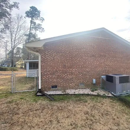 Image 5 - 2376 Hillside Street Northeast, Highland, Orangeburg, SC 29118, USA - House for sale