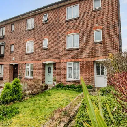 Rent this 1 bed apartment on 14 Ranelagh Gardens in Bedford Place, Southampton