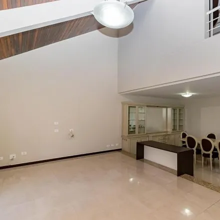Rent this 3 bed house on Rua Baltazar Carrasco dos Reis 2856 in Água Verde, Curitiba - PR