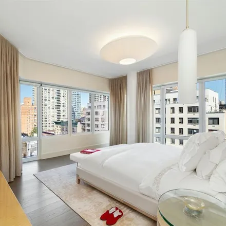 Image 5 - 1355 FIRST AVENUE 9 in New York - Apartment for sale