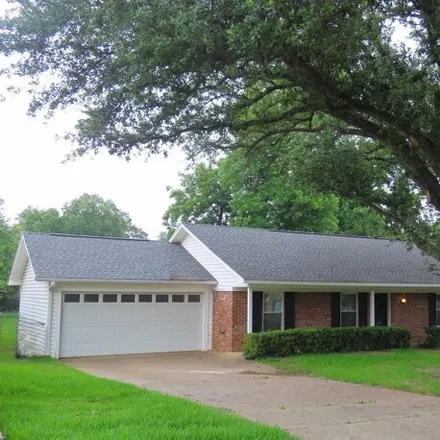 Rent this 3 bed house on 334 Mobile Drive in Tyler, TX 75703