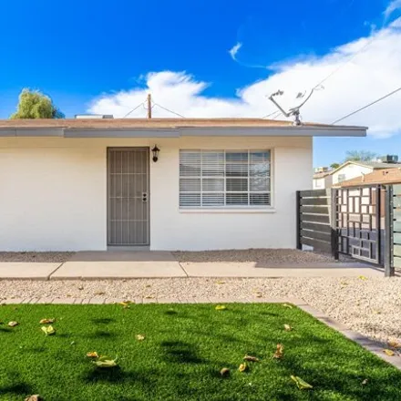 Buy this studio house on 1950 East Yale Street in Phoenix, AZ 85006